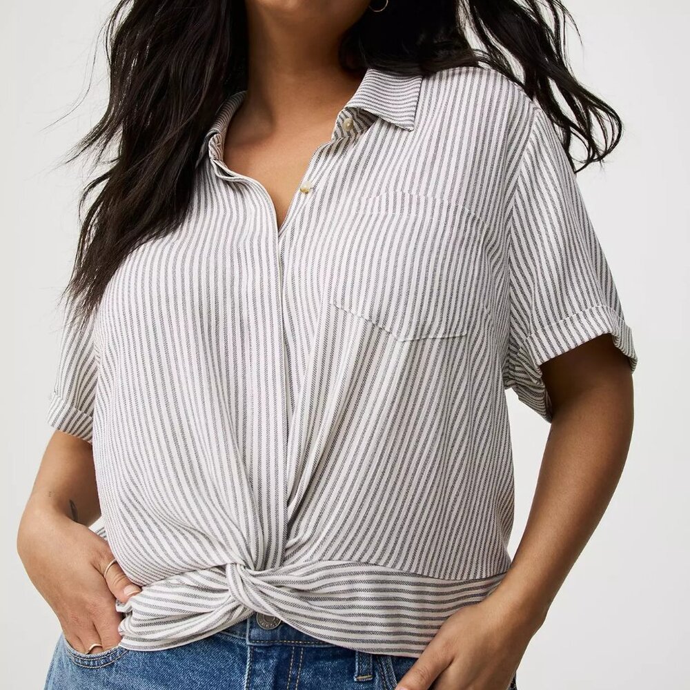 Torrid Crinkle Gauze Twist Front Shirt